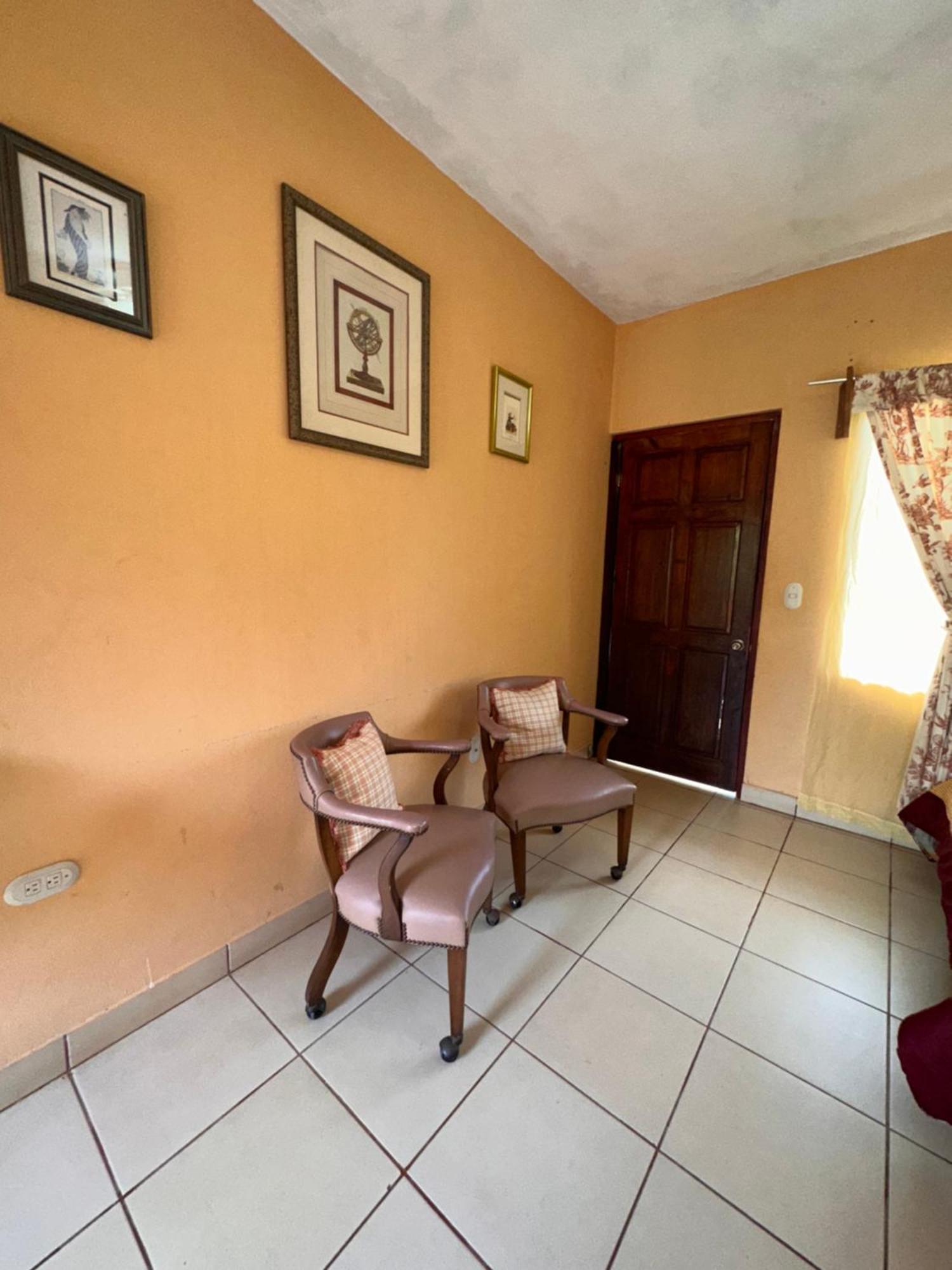Veintisiete de Abril Hotel Georgi Cr מראה חיצוני תמונה